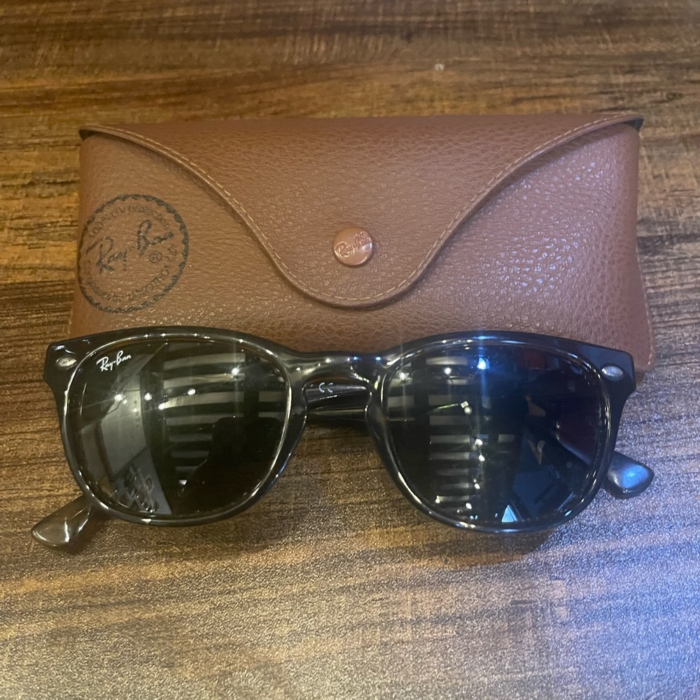 RayBan Sunglasses wayfarer